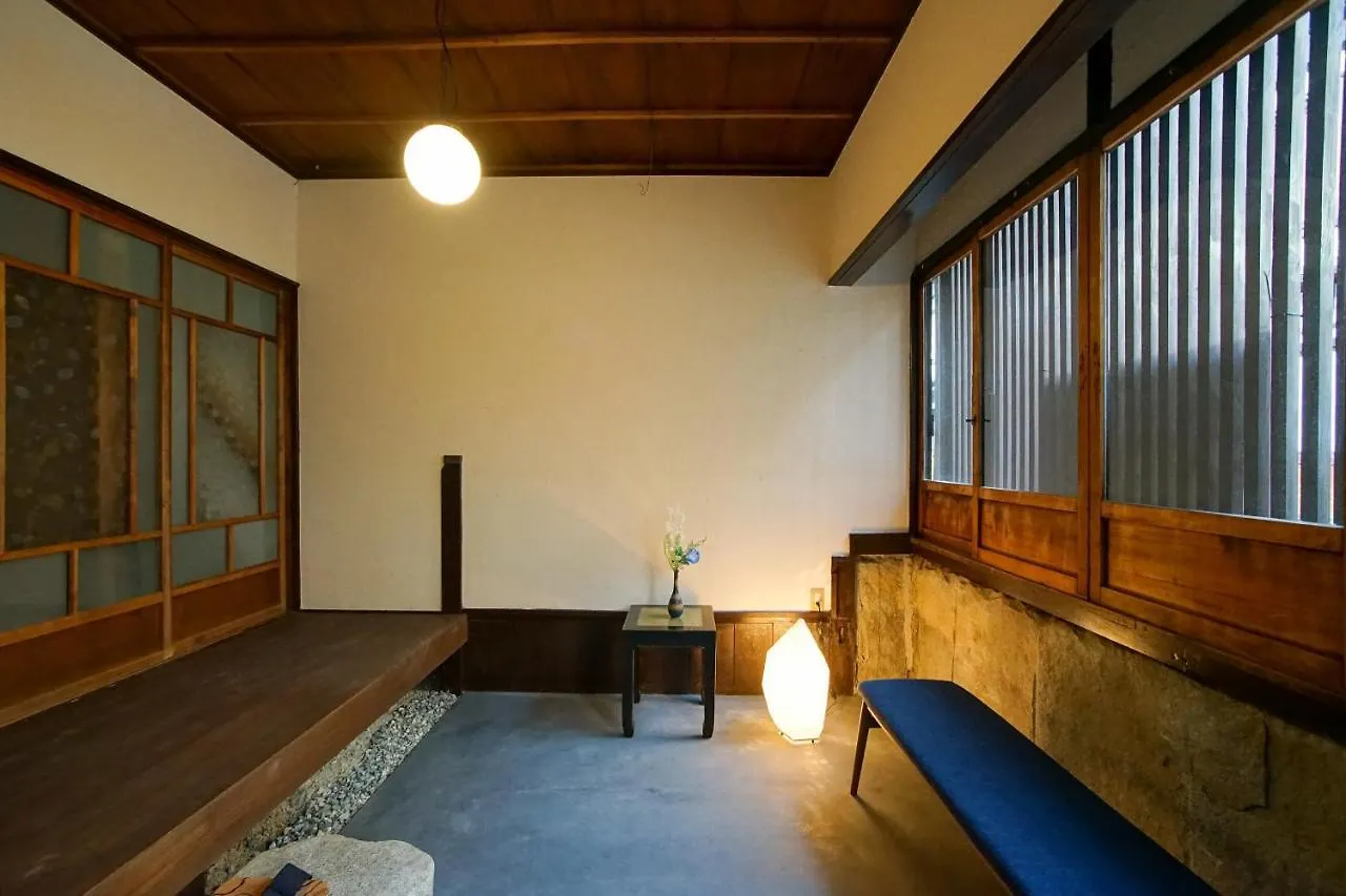 Kyomachiya Nishijinya Villa Kyoto 0*,  Japan